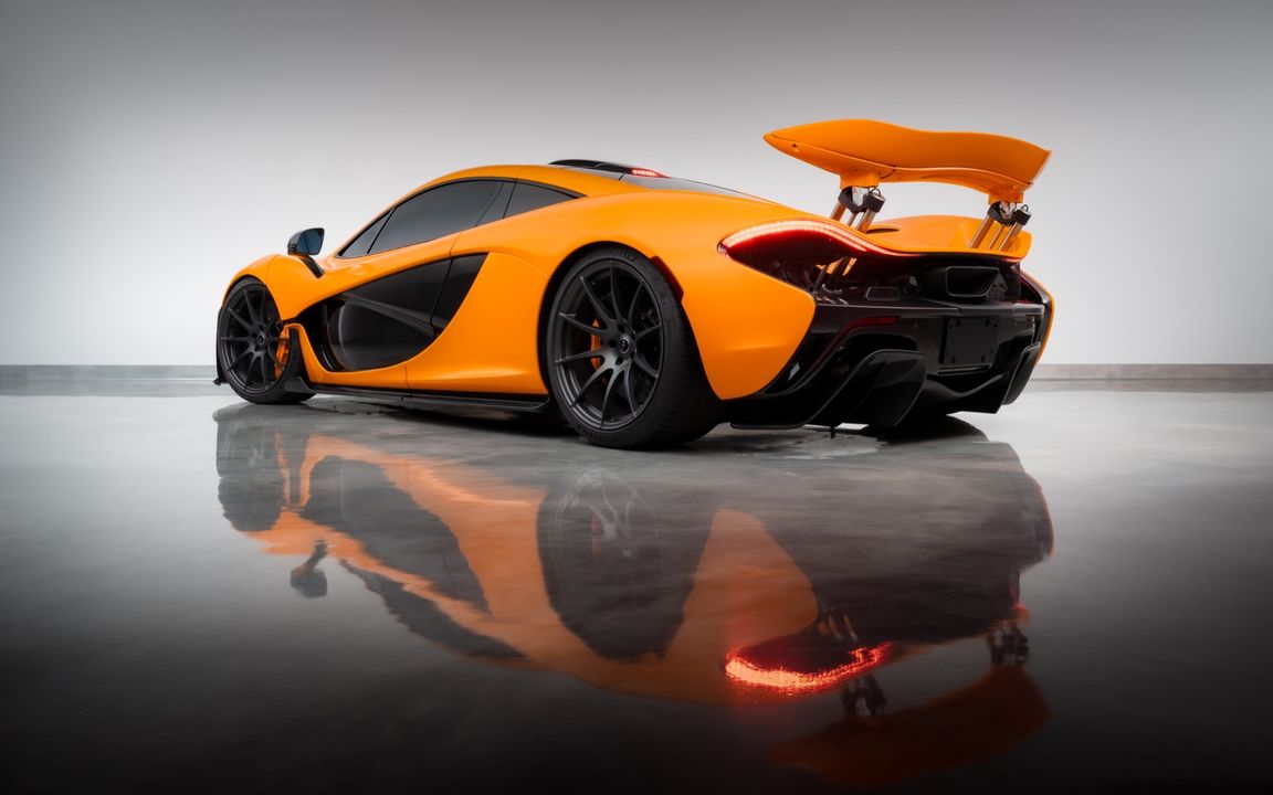 2014 McLaren P1