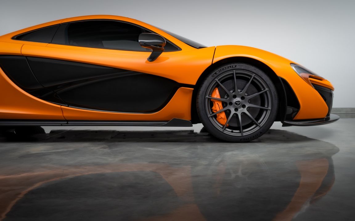 2014 McLaren P1