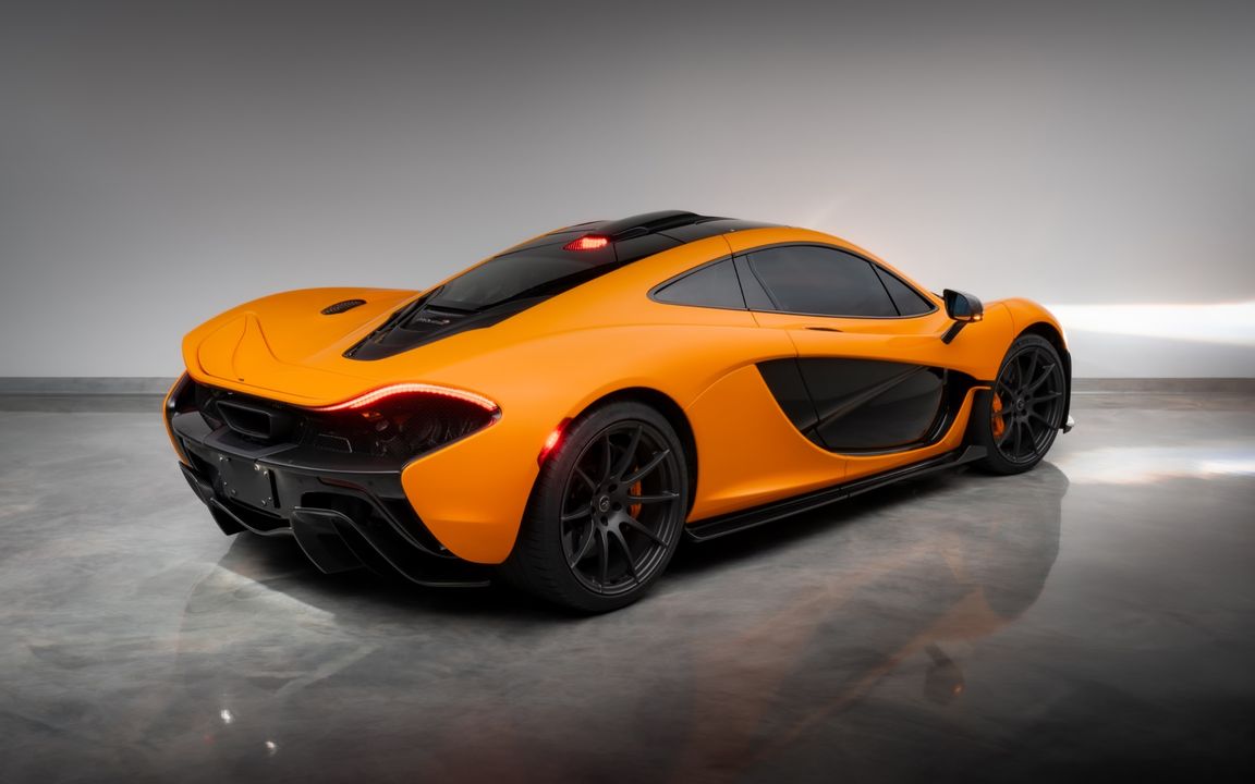 2014 McLaren P1