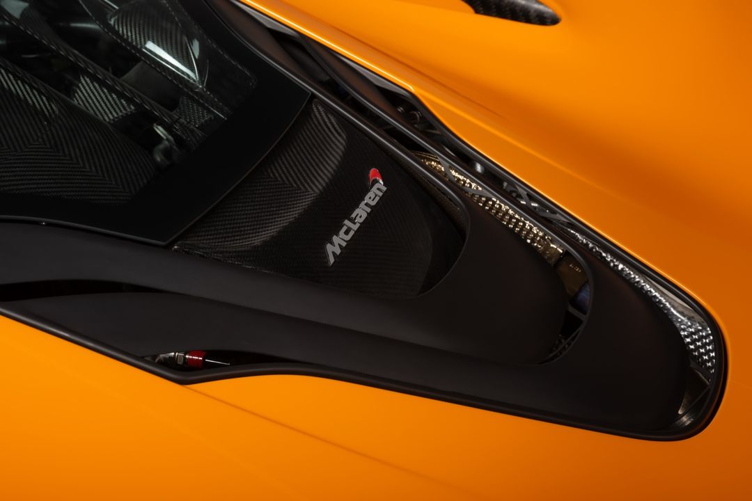 2014 McLaren P1
