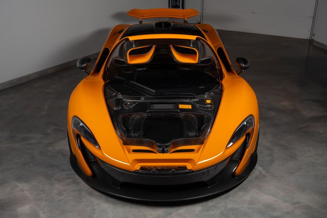 2014 McLaren P1