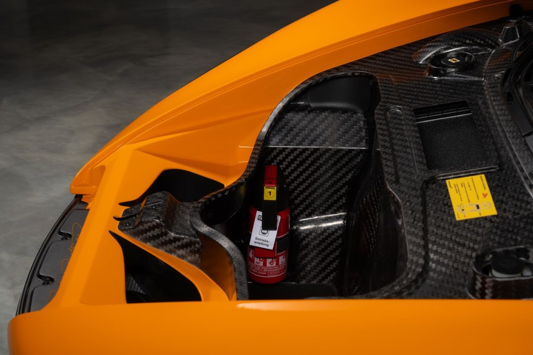 2014 McLaren P1