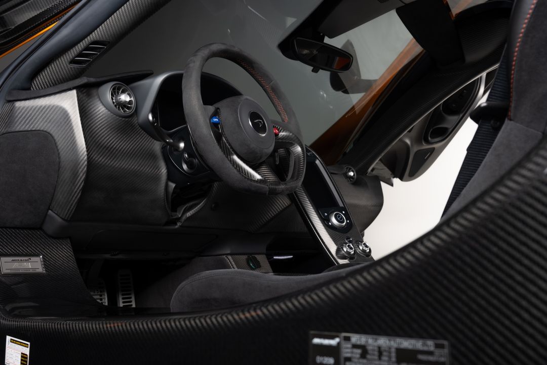 2014 McLaren P1