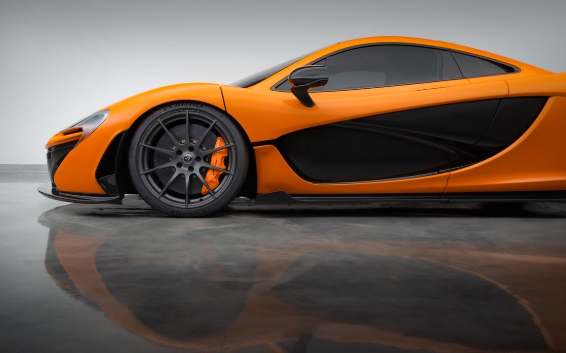2014 McLaren P1