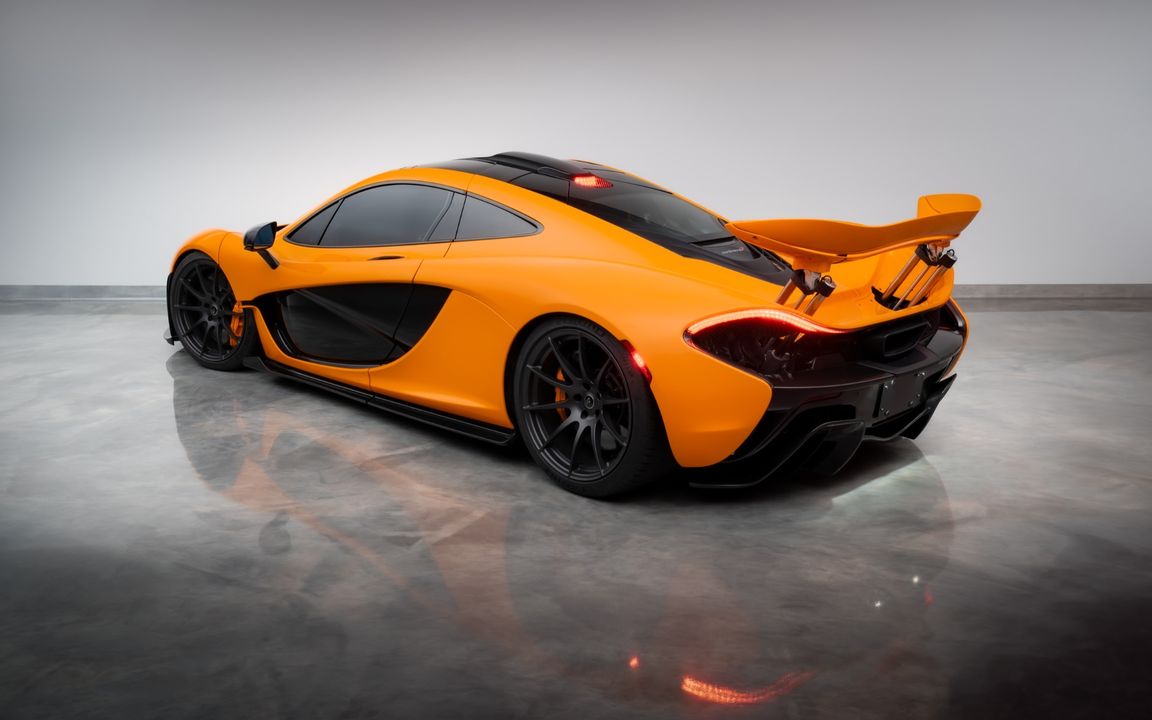 2014 McLaren P1