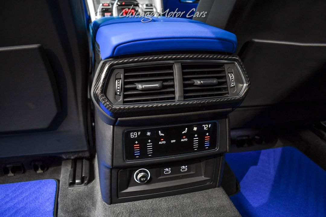 2022 Lamborghini Urus