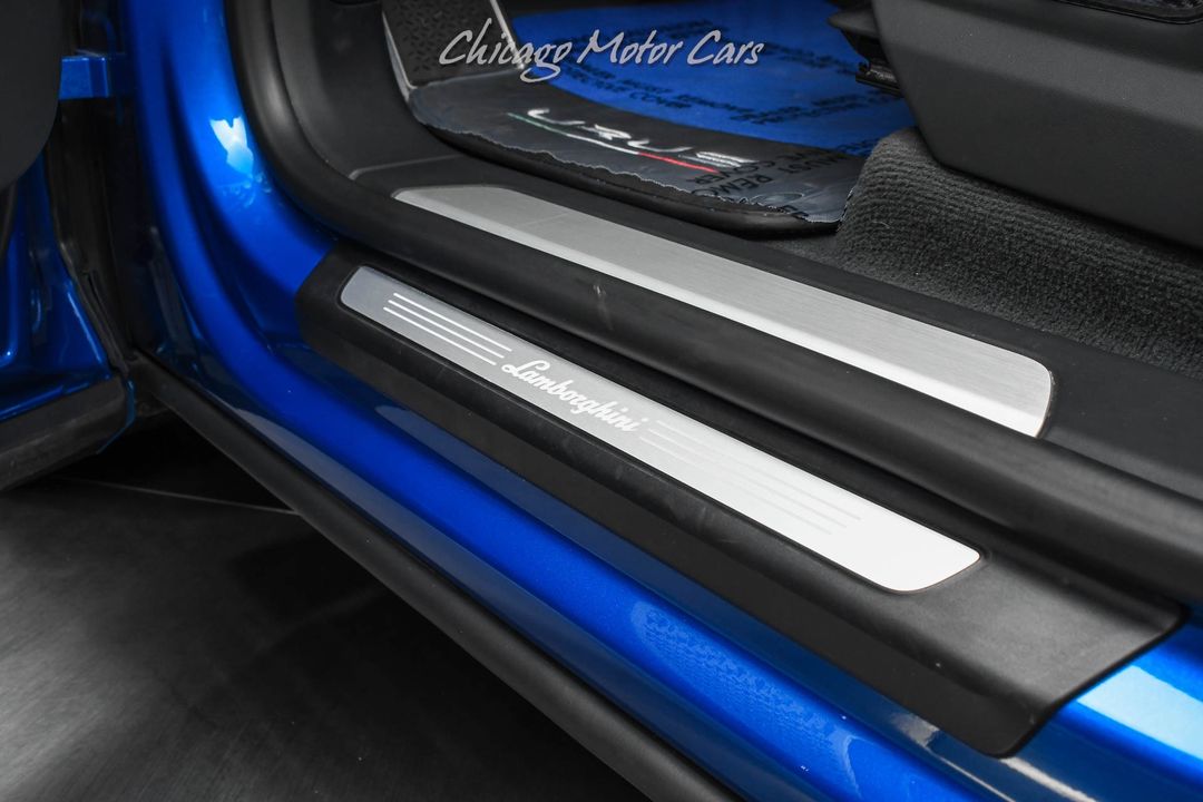 2022 Lamborghini Urus