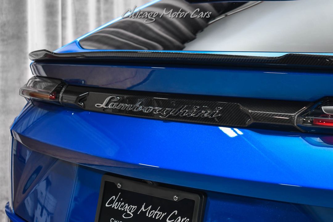 2022 Lamborghini Urus