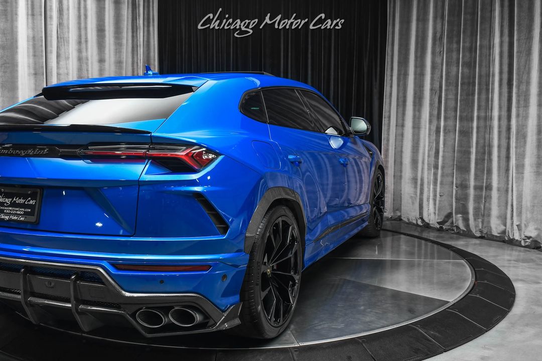 2022 Lamborghini Urus