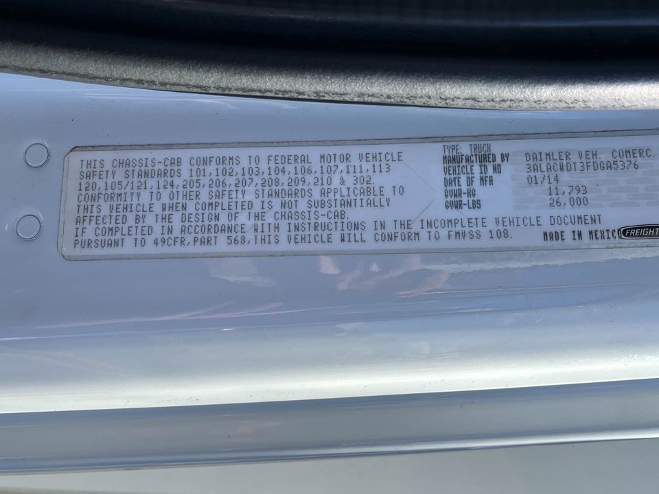 2015 Freightliner M2 Stake/Rak