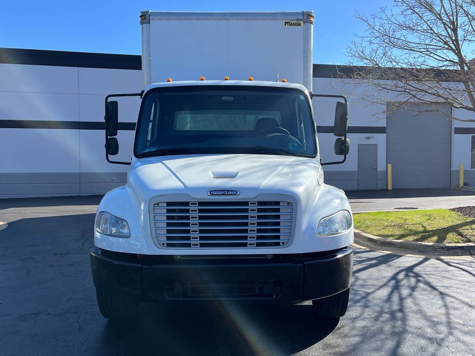 2015 Freightliner M2 Stake/Rak