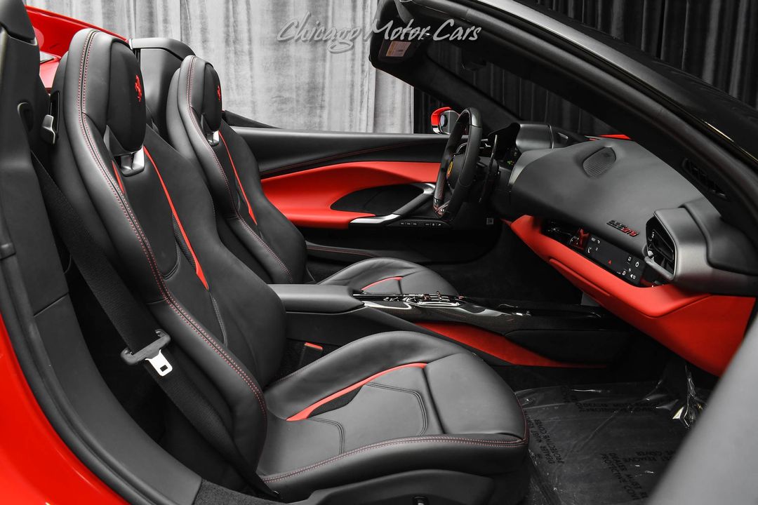 2024 Ferrari 296 GTS