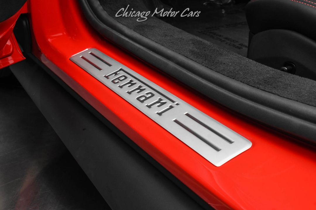2024 Ferrari 296 GTS