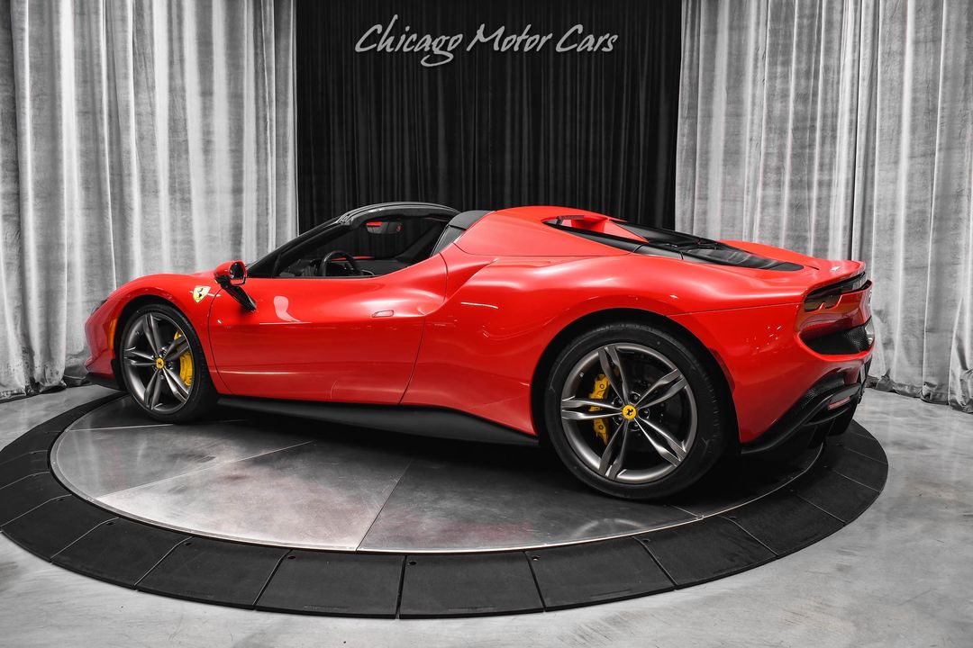 2024 Ferrari 296 GTS
