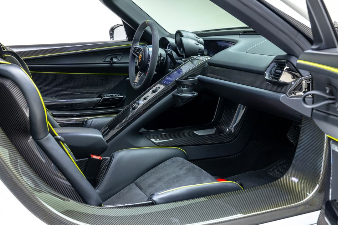 2015 Porsche 918 Spyder