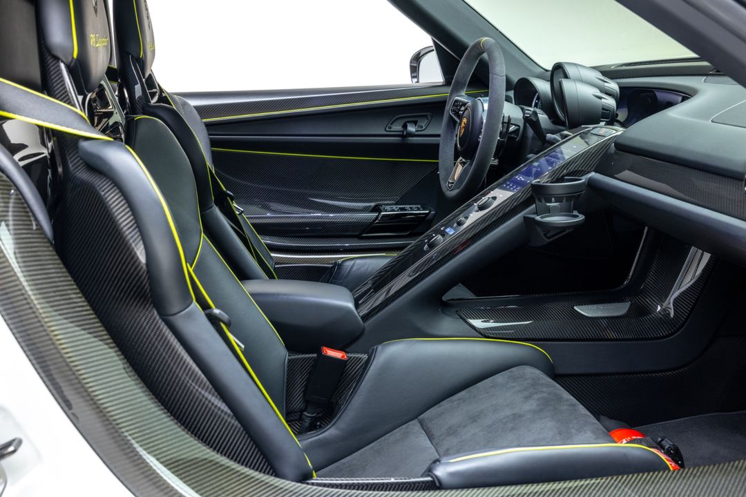 2015 Porsche 918 Spyder