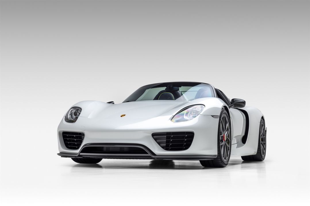 2015 Porsche 918 Spyder