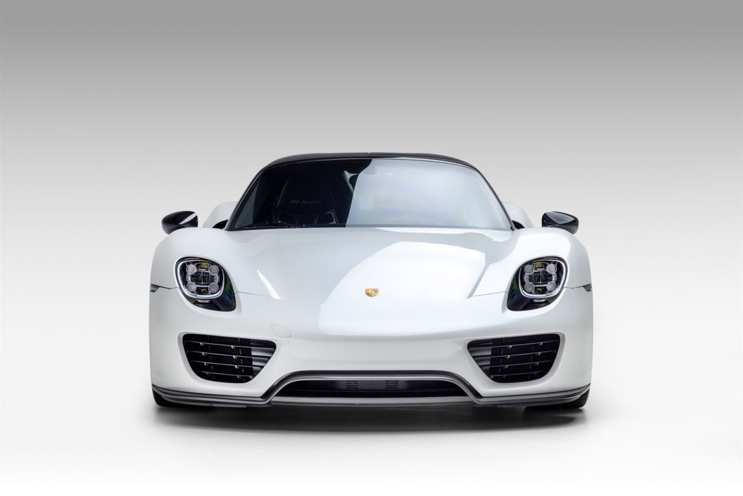 2015 Porsche 918 Spyder