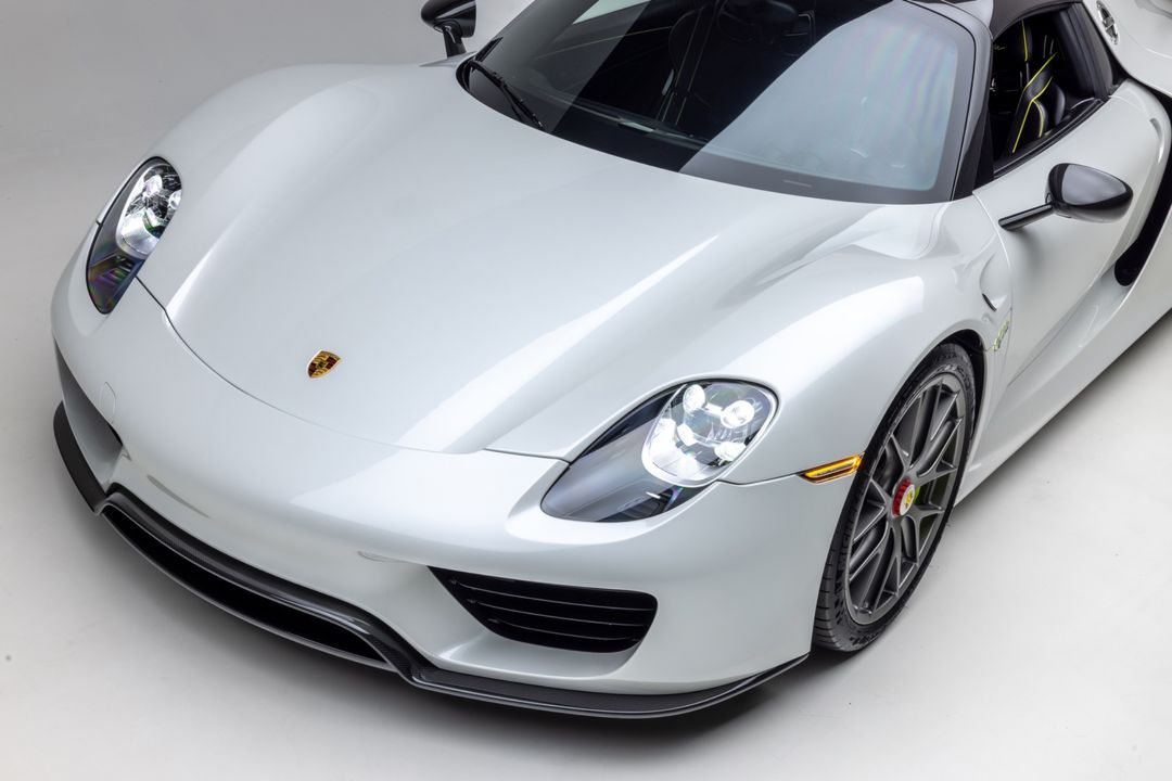 2015 Porsche 918 Spyder