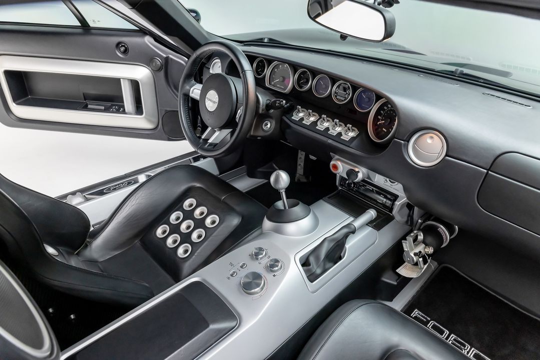 2005 Ford GT