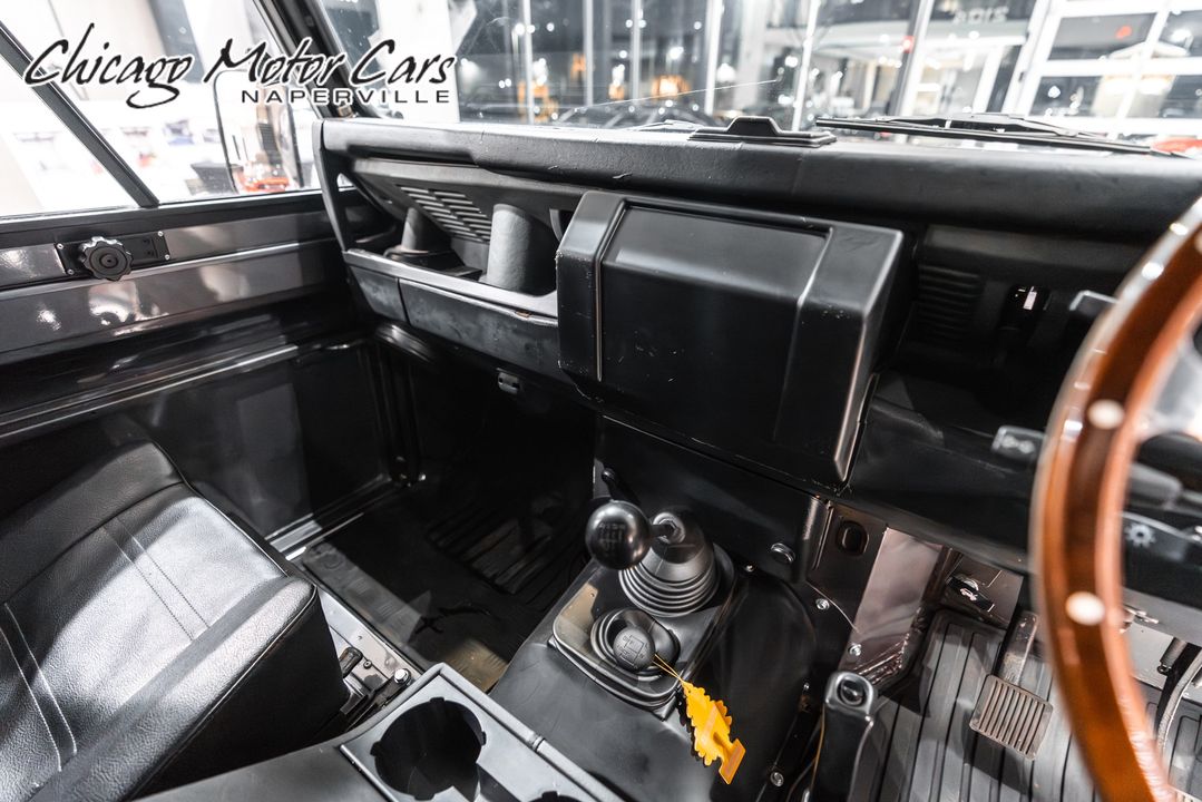 1990 Land Rover Defender 110
