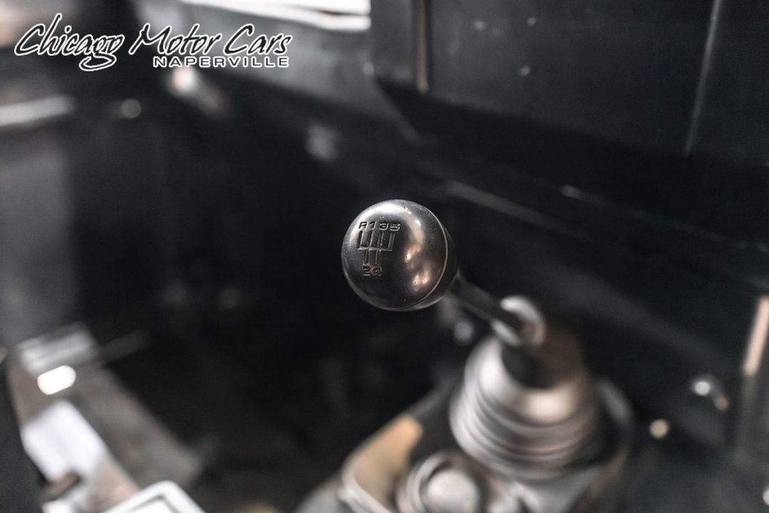 1990 Land Rover Defender 110
