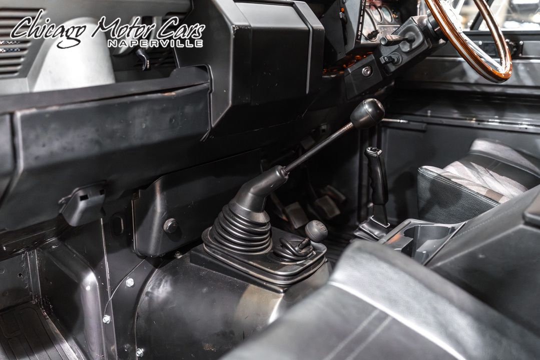 1990 Land Rover Defender 110
