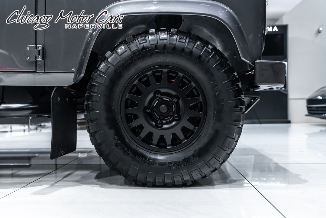 1990 Land Rover Defender 110