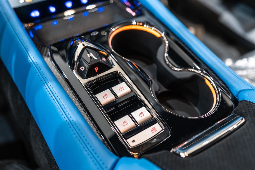 2025 Karma Revero