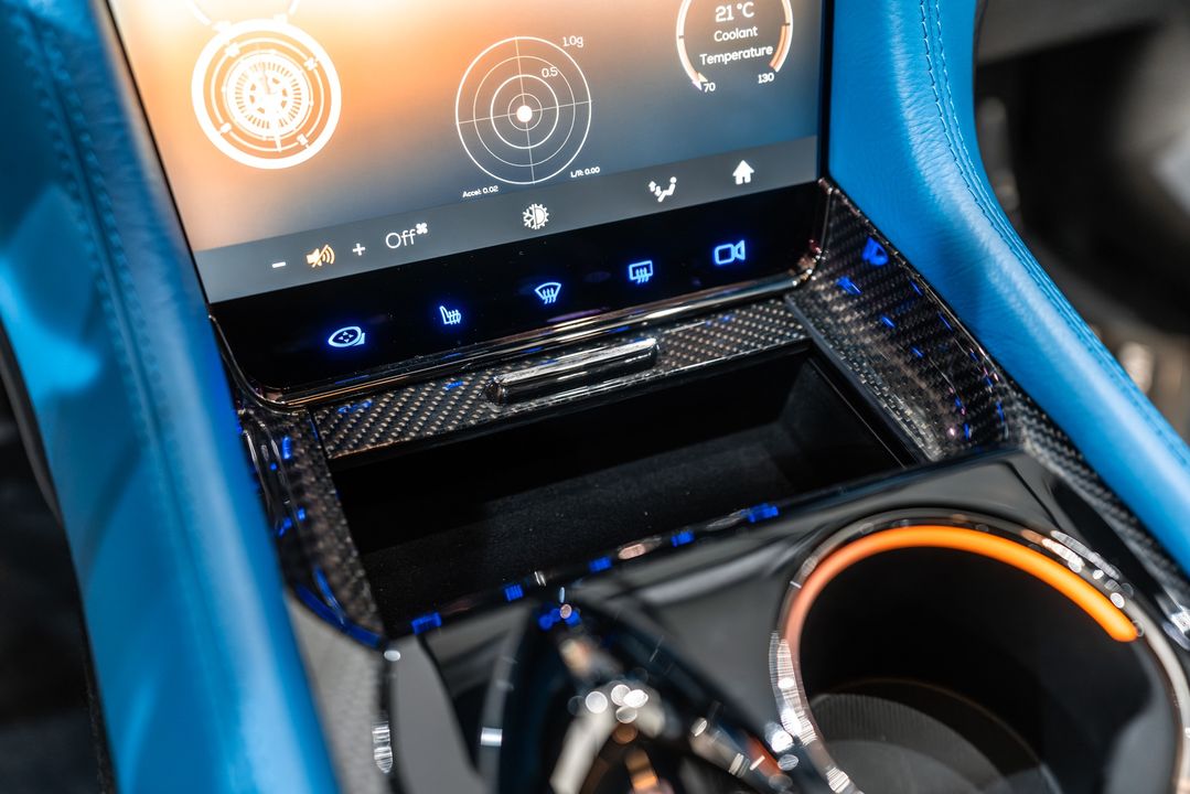 2025 Karma Revero
