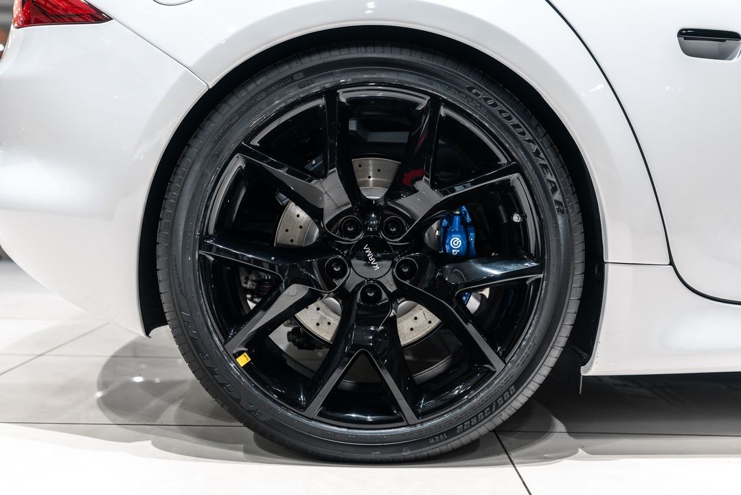 2025 Karma Revero