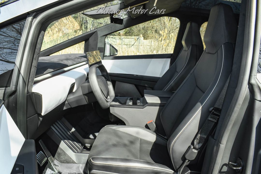 2024 Tesla Cybertruck