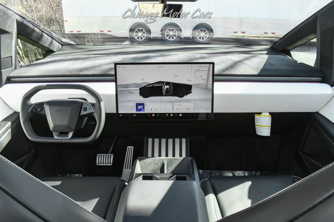 2024 Tesla Cybertruck