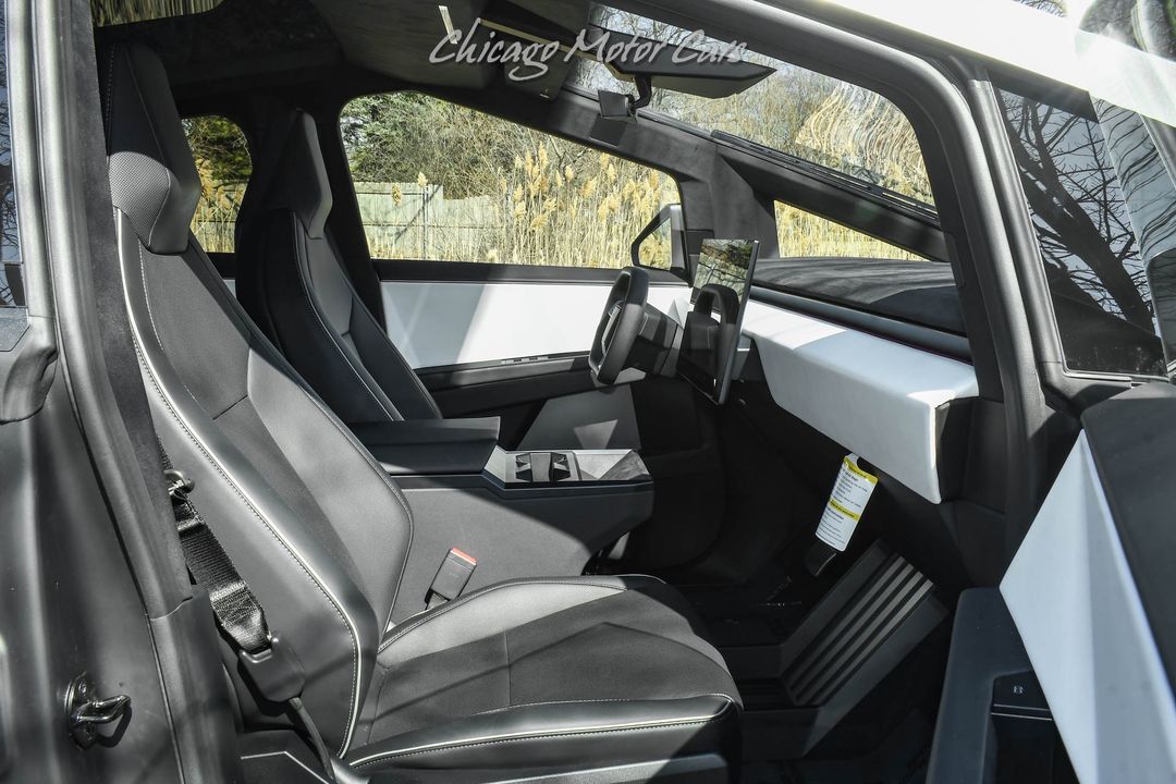 2024 Tesla Cybertruck