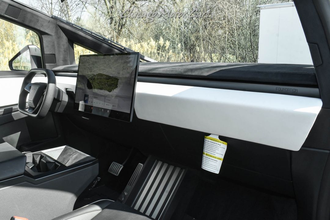 2024 Tesla Cybertruck