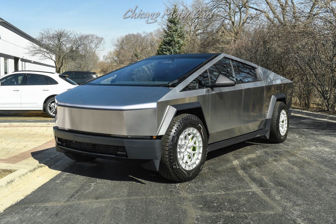 2024 Tesla Cybertruck
