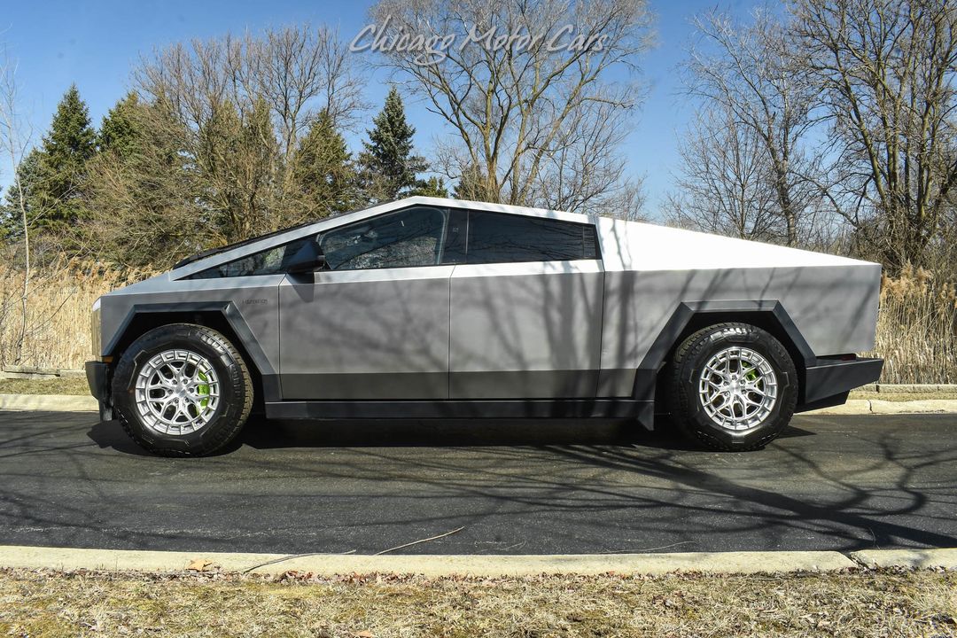 2024 Tesla Cybertruck