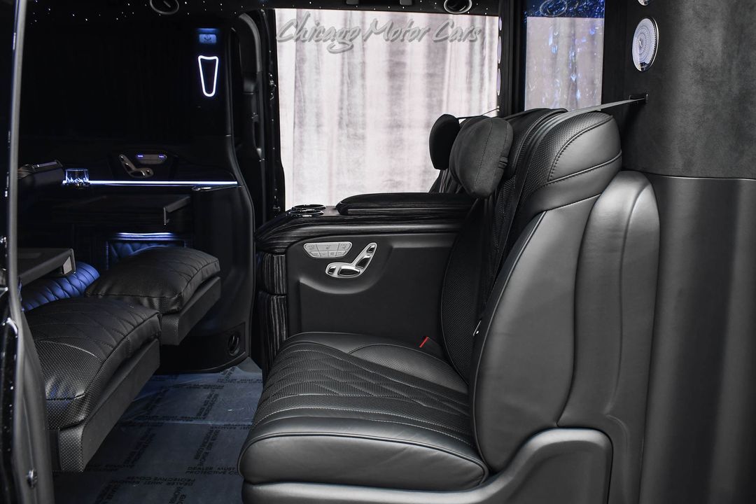 2023 Mercedes-Benz Metris