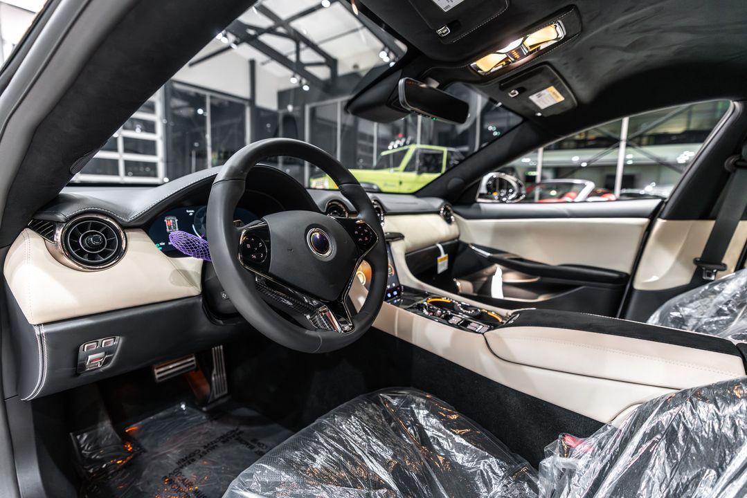 2025 Karma Revero