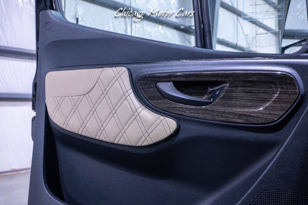 2024 Mercedes-Benz Sprinter 3500