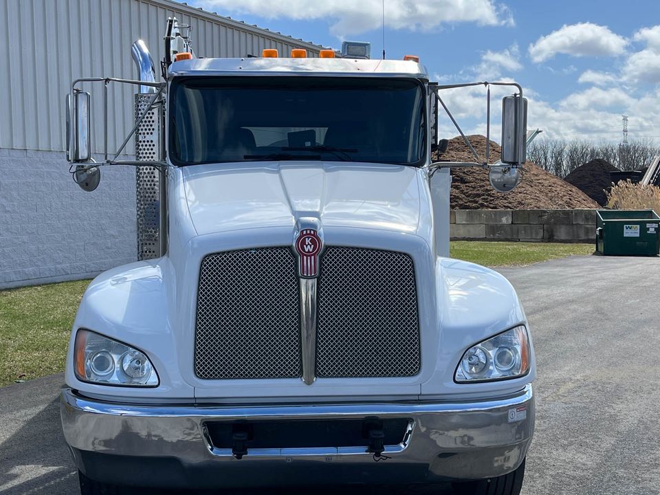 2016 Kenworth T370