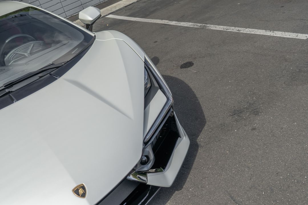 2024 Lamborghini Revuelto