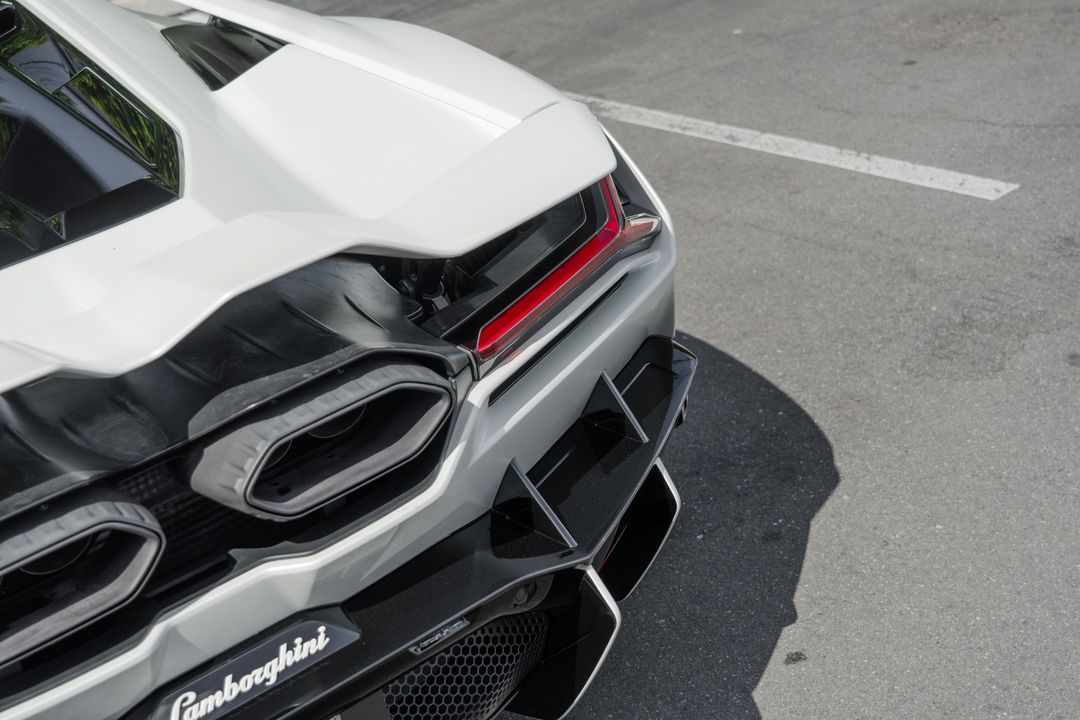 2024 Lamborghini Revuelto