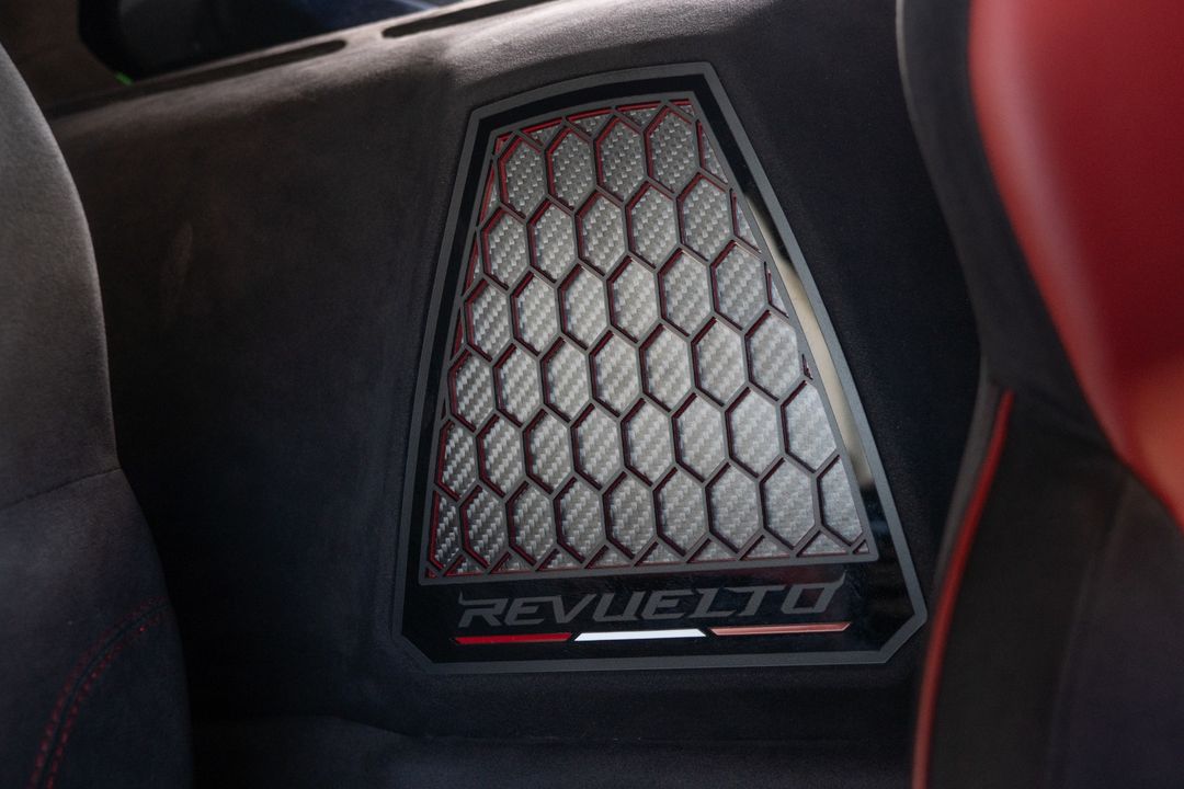 2024 Lamborghini Revuelto