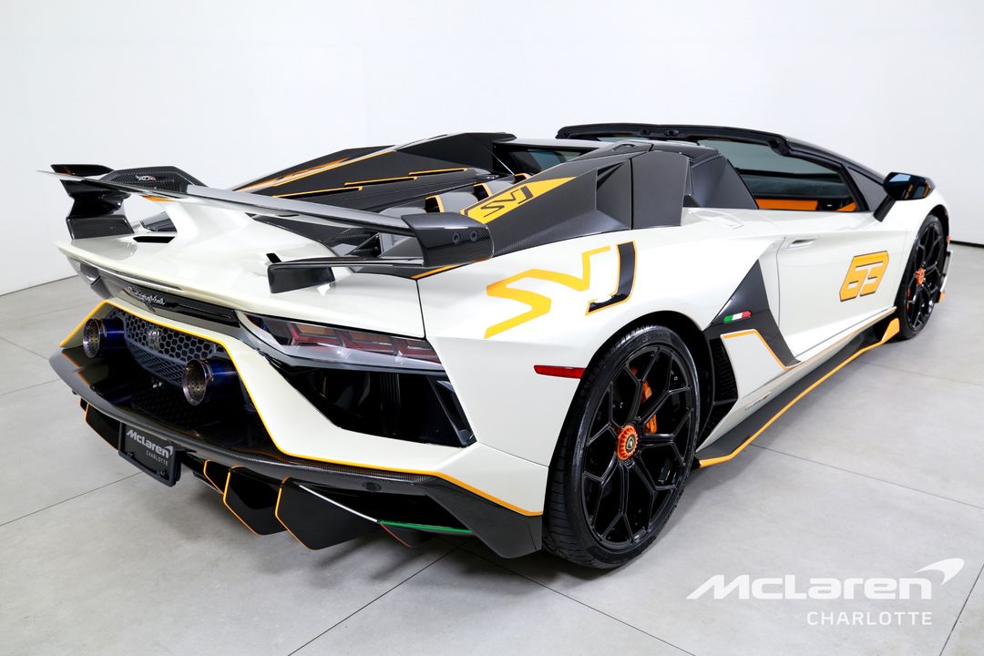 2021 Lamborghini Aventador