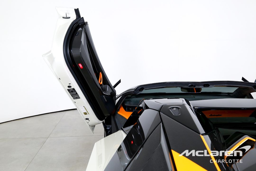 2021 Lamborghini Aventador