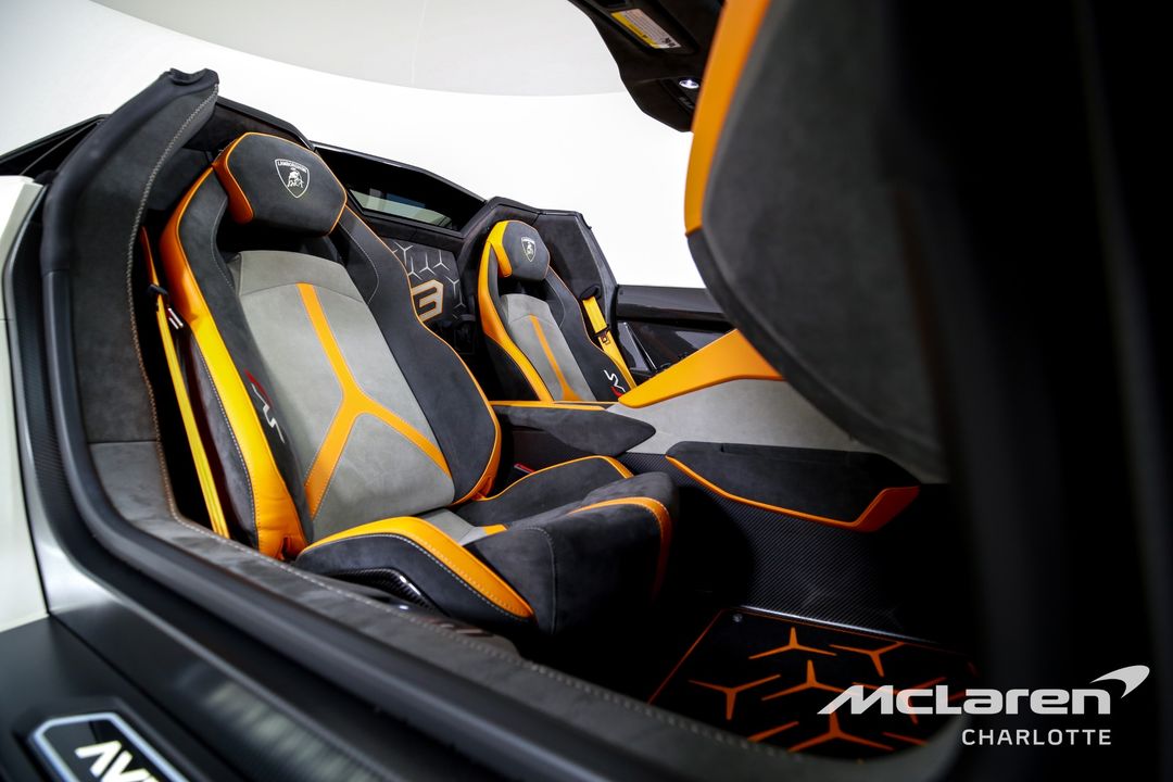 2021 Lamborghini Aventador