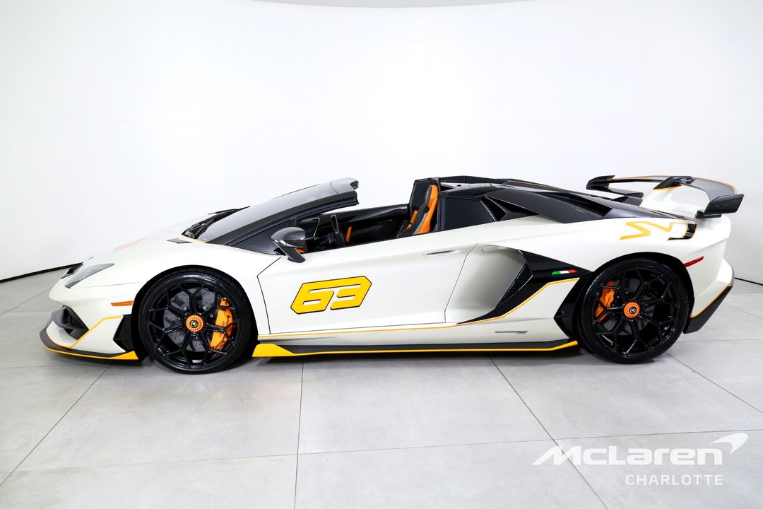2021 Lamborghini Aventador