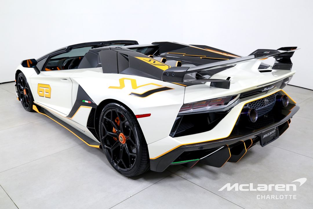 2021 Lamborghini Aventador