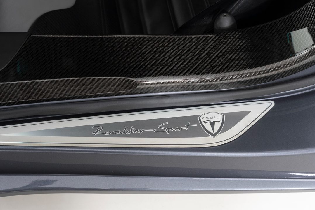 2010 Tesla Roadster